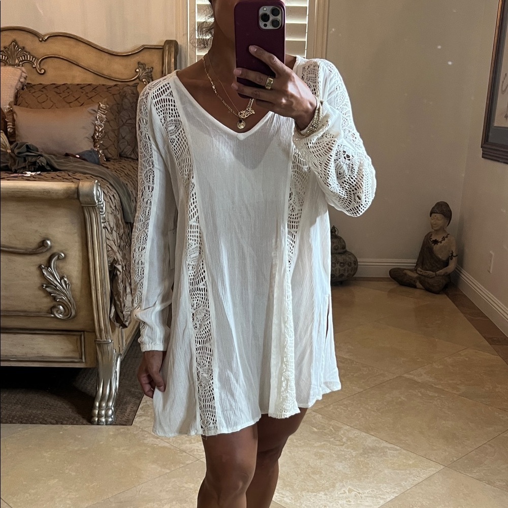 💕NWT O’Neill White Lace Long Sleeve Tunic💕
